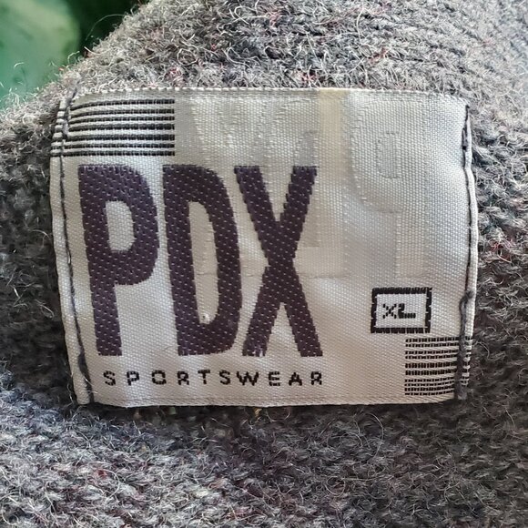 PDX Sportswear wool-blend cardigan - Picture 5 of 6